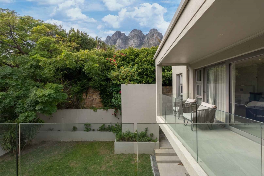 10 Bedroom Property for Sale in Camps Bay Western Cape